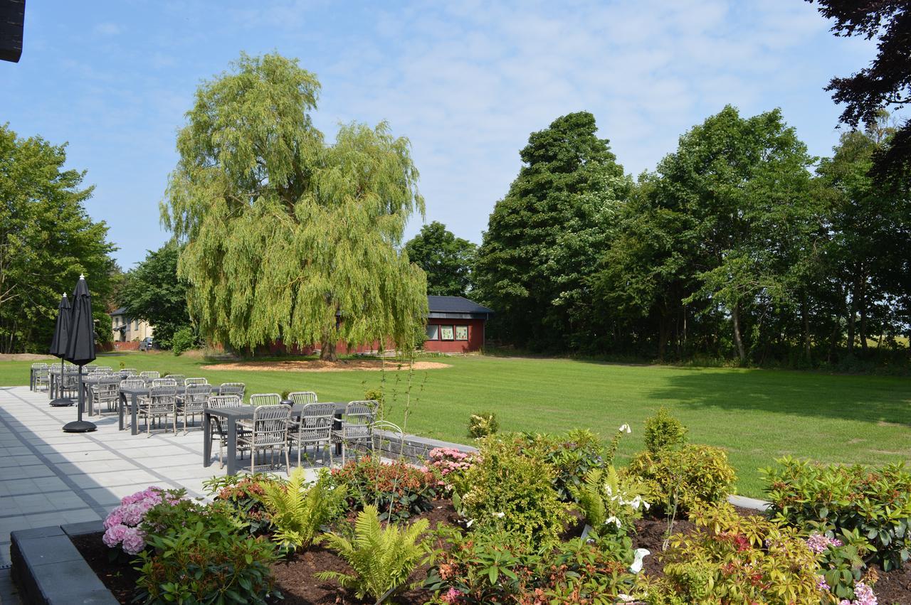Bed & Breakfast Femhoj 3*